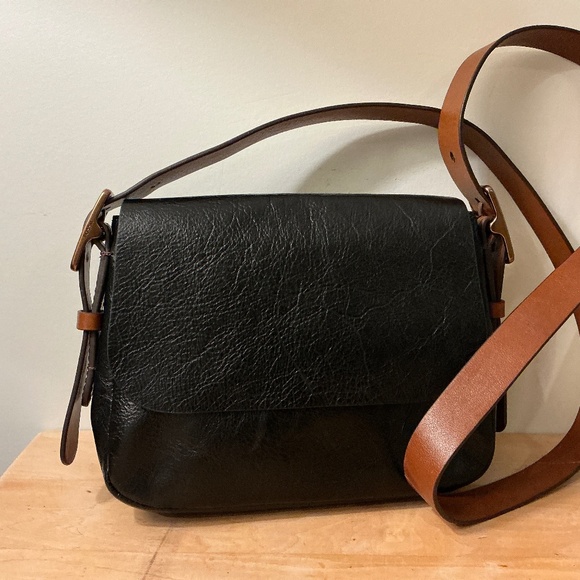 Fossil Medium Flap Messenger Back - Picture 1 of 5